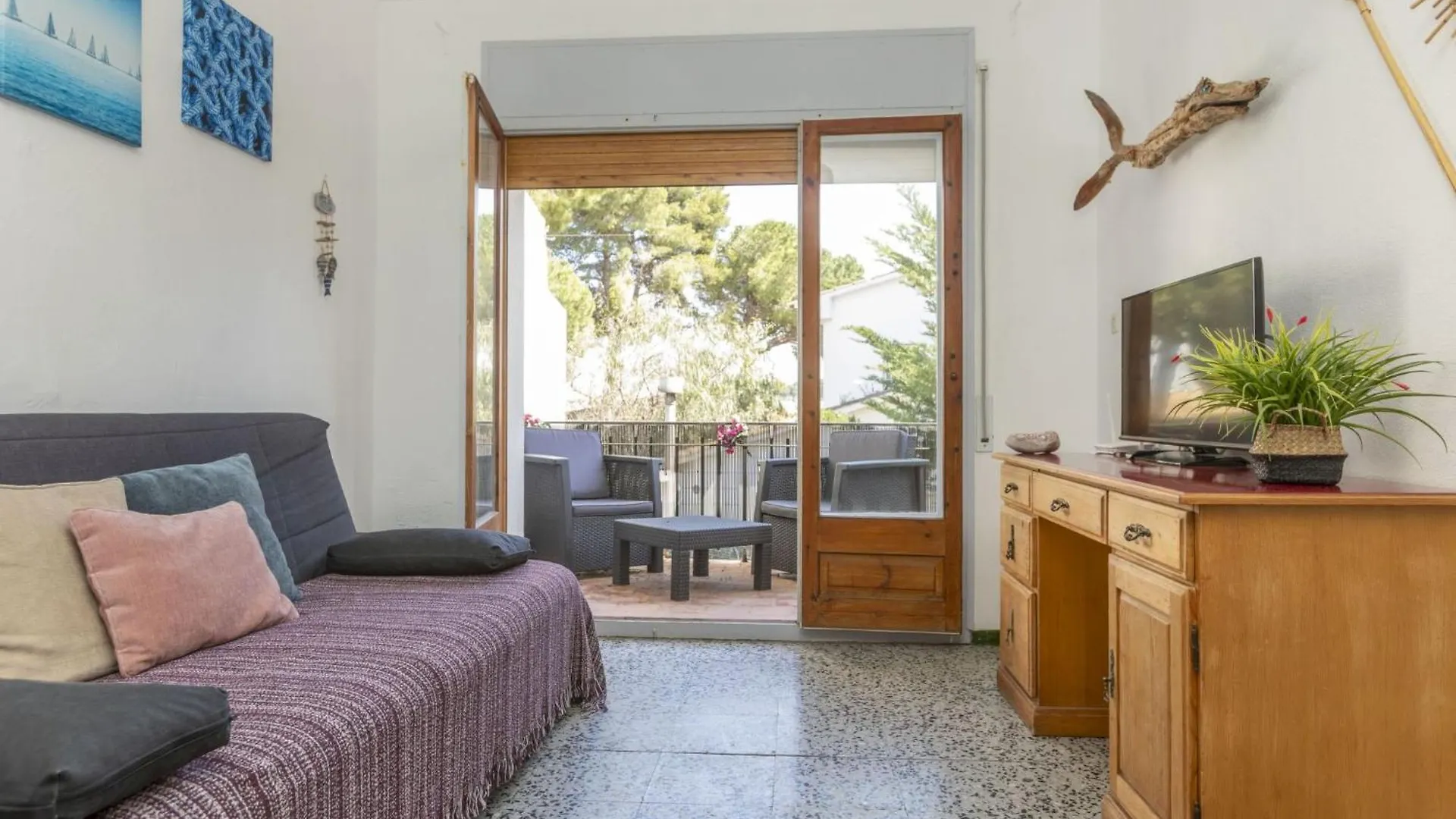 Apartment Caraibes By Interhome L'Escala